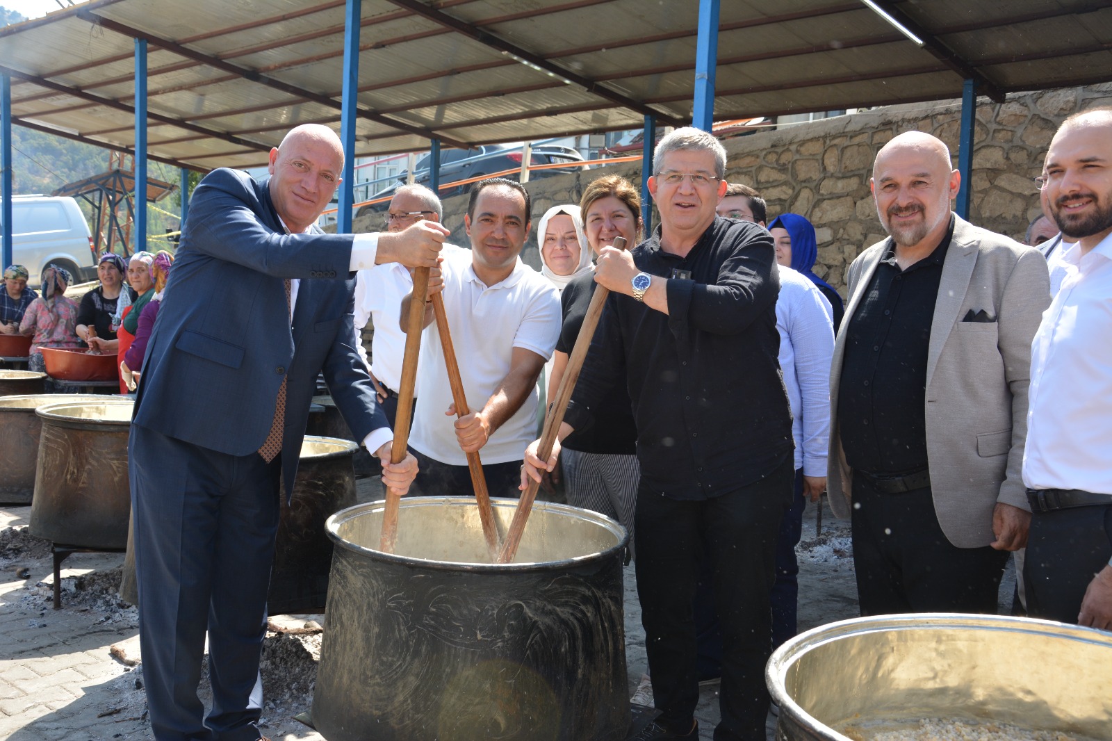 Geleneksel Keşkek Festi̇vali̇ Babadağ’da Bi̇nleri̇ Buluşturdu (11)