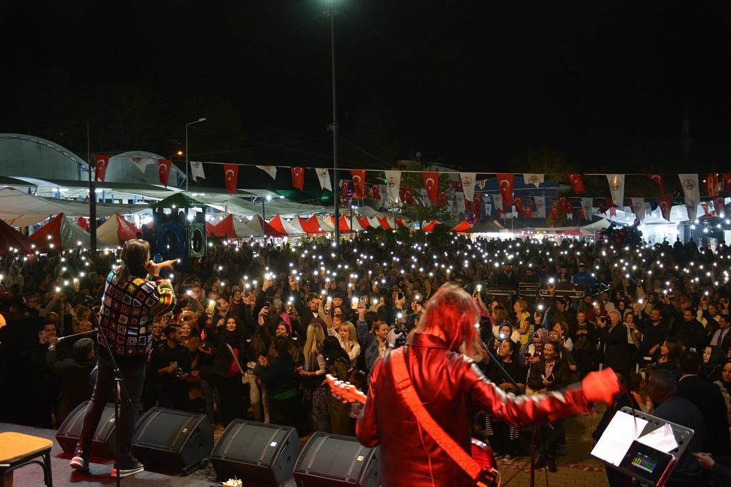 Babadağ’da Festi̇val Coşkusu! Babafest’i̇n İlk Günü Unutulmaz Anlara Sahne Oldu (5)
