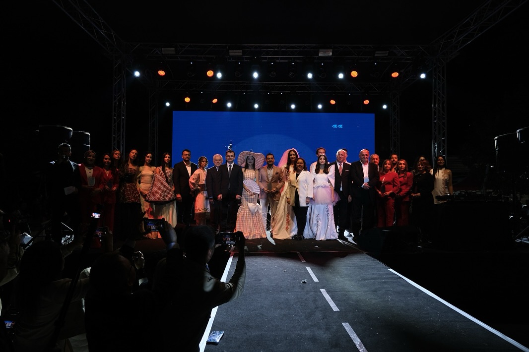 Babafest’i̇n İki̇nci̇ Gününde Muhteşem Gece! Tari̇h Ve Müzi̇k Bi̇r Arada! (1)