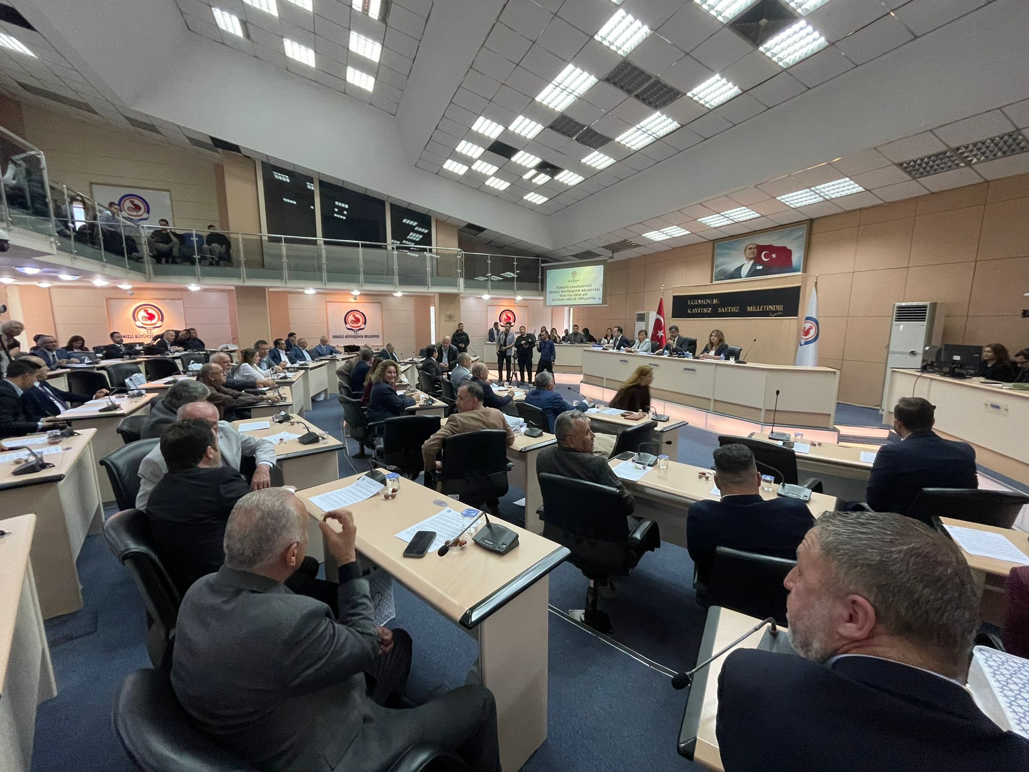 Başkan Çavuşoğlu’ndan Kayak Merkezi̇ Tepki̇si̇ “Deni̇zli̇’ni̇n Malina Çöktürmem!” (2)