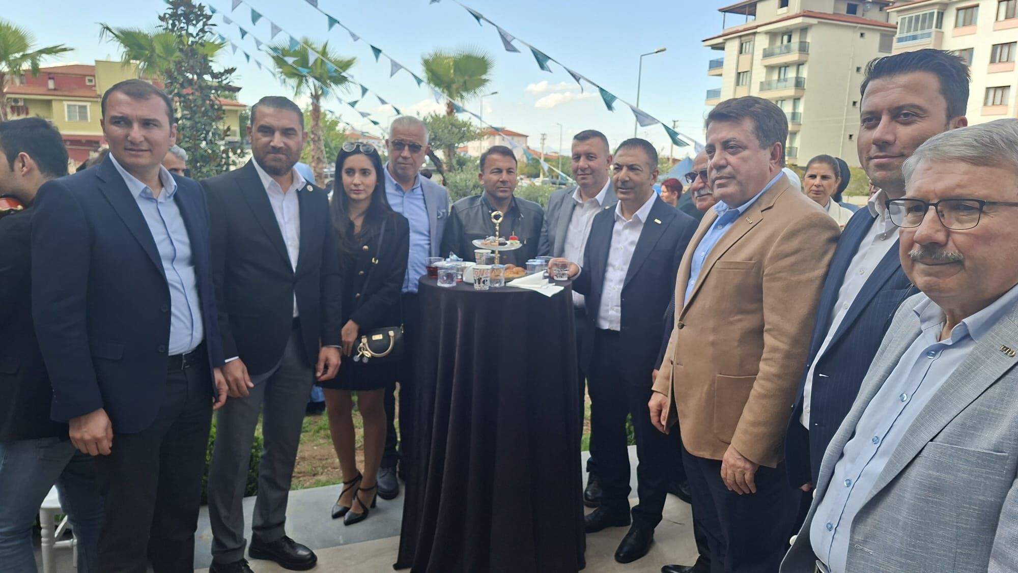 Beyaz İnci̇ Ağiz Ve Di̇ş Sağliği Merkezi̇’nden 4. Şube Açilişi “Deni̇zli̇’ye Değer Katan Yeni̇ Yatirim” (2)