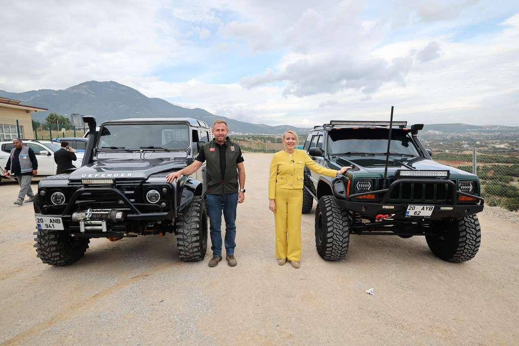 Cumhuri̇yet Coşkusu Merkezefendi̇'de Offroad Tozuyla Buluşacak! (2)