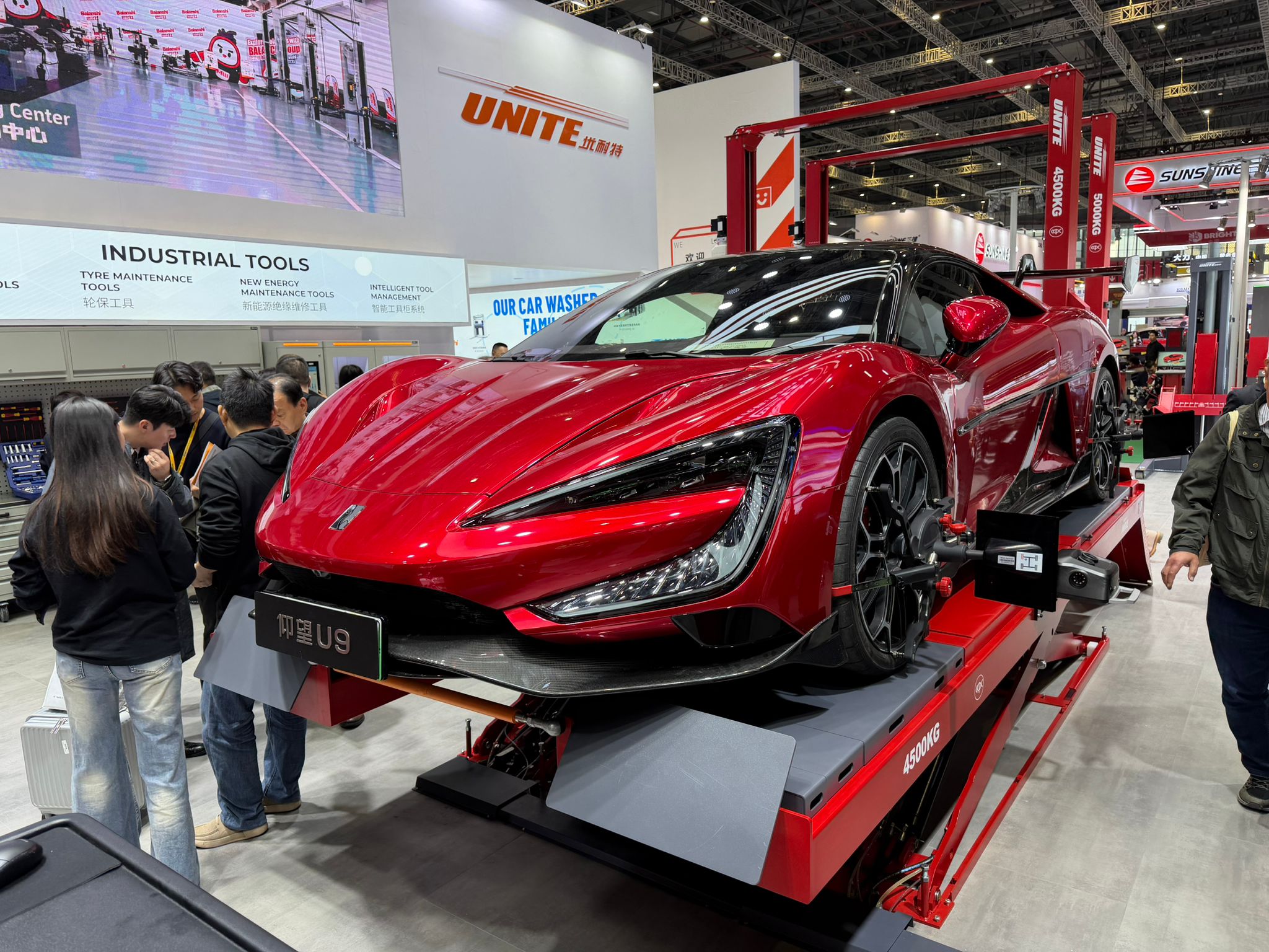 16 I M G 20251128 W A0105