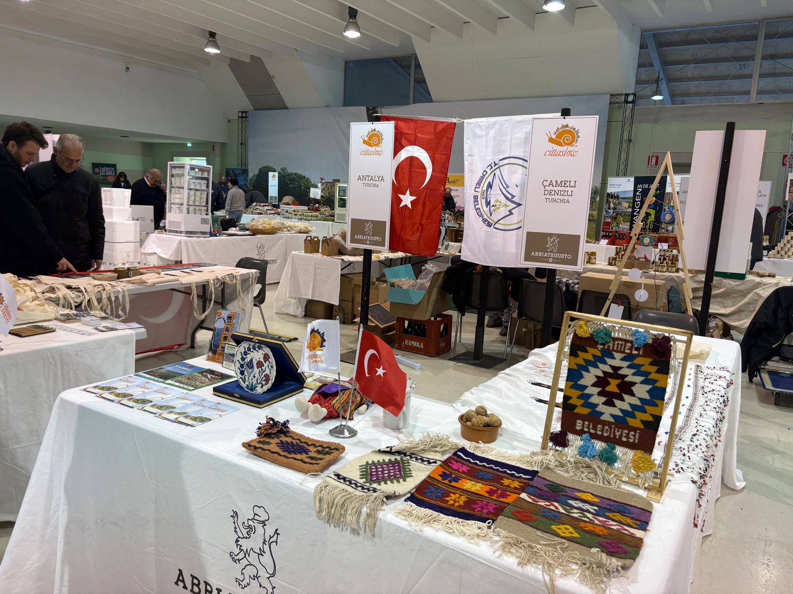 Çameli̇, Ci̇ttaslow Etki̇nli̇ği̇nde Uluslararasi Sahneye Çikti (3)