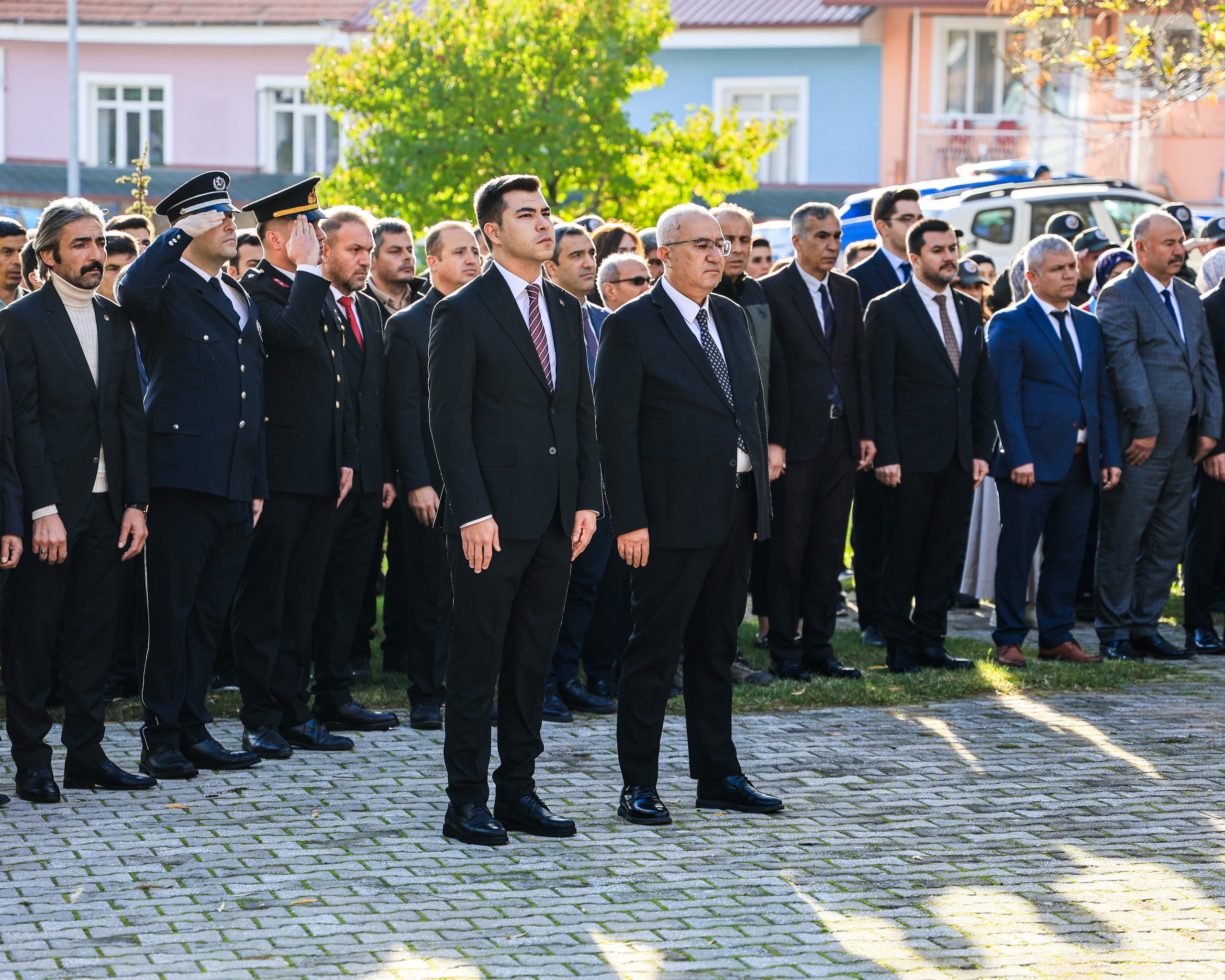 Çameli̇’de 10 Kasim Anma Töreni̇! Atatürk’e Saygi Ve Mi̇nnetle (5)