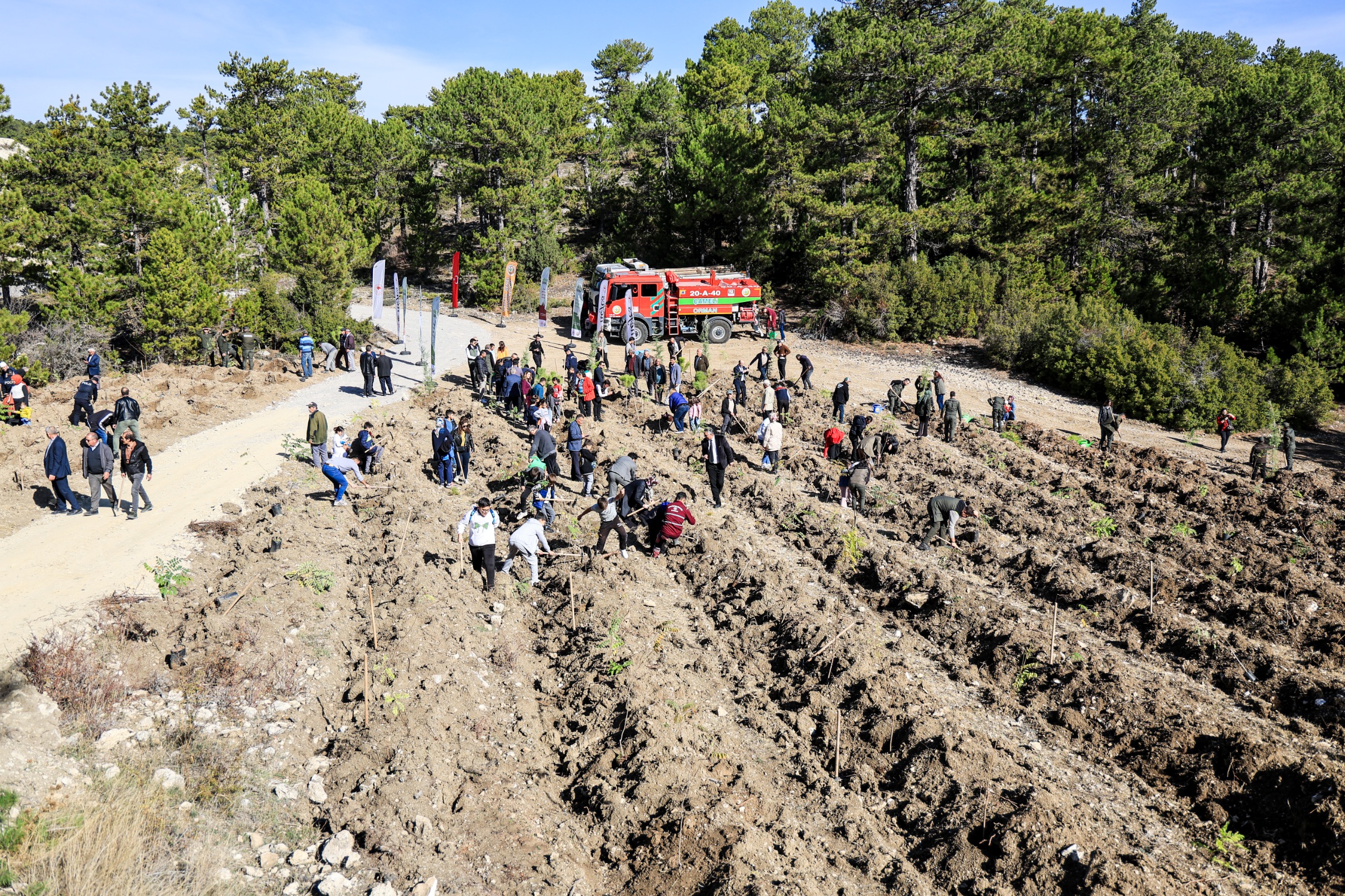 Çameli̇’de Geleceğe Nefes Oldular “İmzamiz Fi̇dan, Sevdamiz Yeşi̇l Vatan” (2)