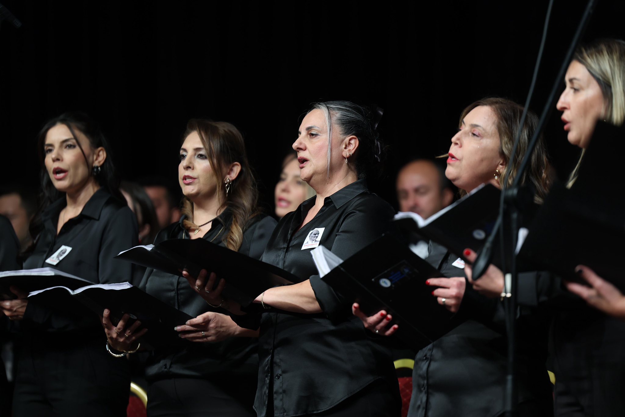 Merkezefendi̇’de Atatürk’ü Anma Konseri̇ Ayakta Alkişlandi (13)