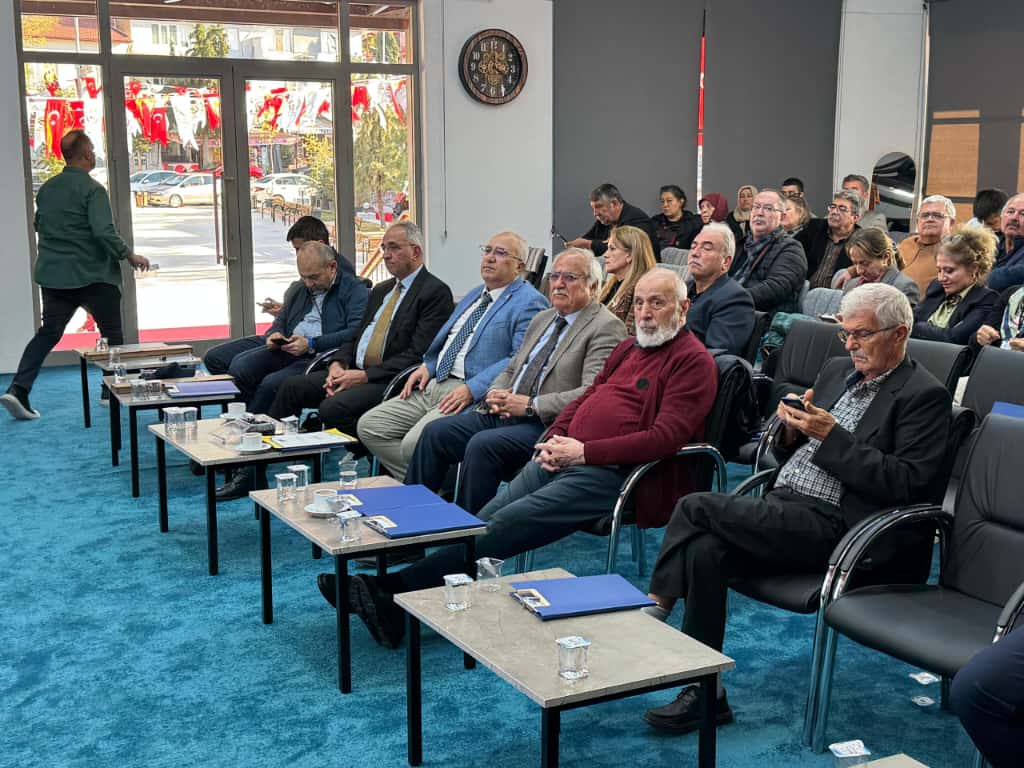 Whatsapp Image 2025 11 15 At 18.17.00 (1)