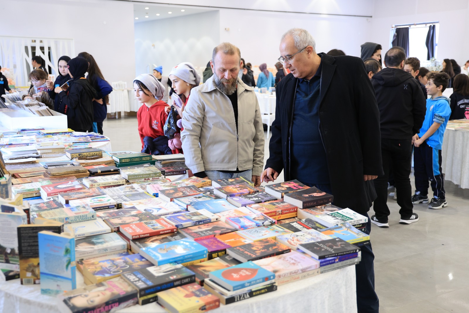 Çameli̇ Beledi̇yesi̇ 1. Ki̇tap Günleri̇ Yoğun İlgi̇yle Sürüyor (3)