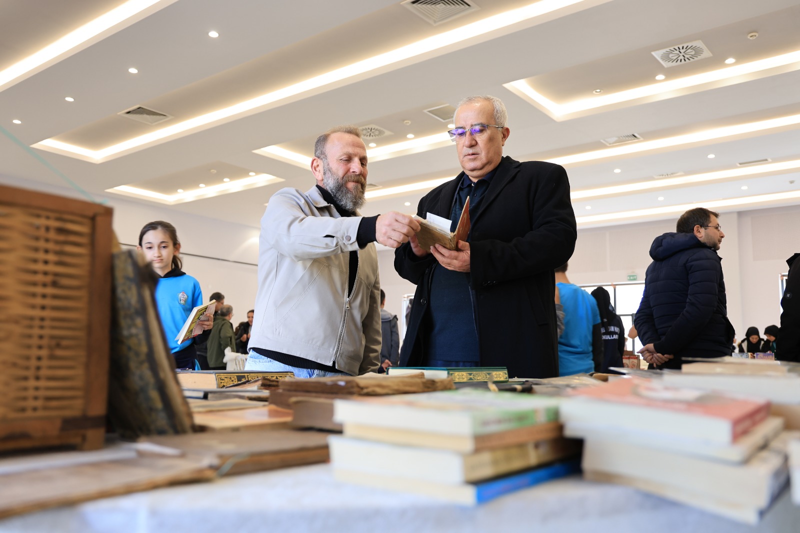 Çameli̇ Beledi̇yesi̇ 1. Ki̇tap Günleri̇ Yoğun İlgi̇yle Sürüyor (4)