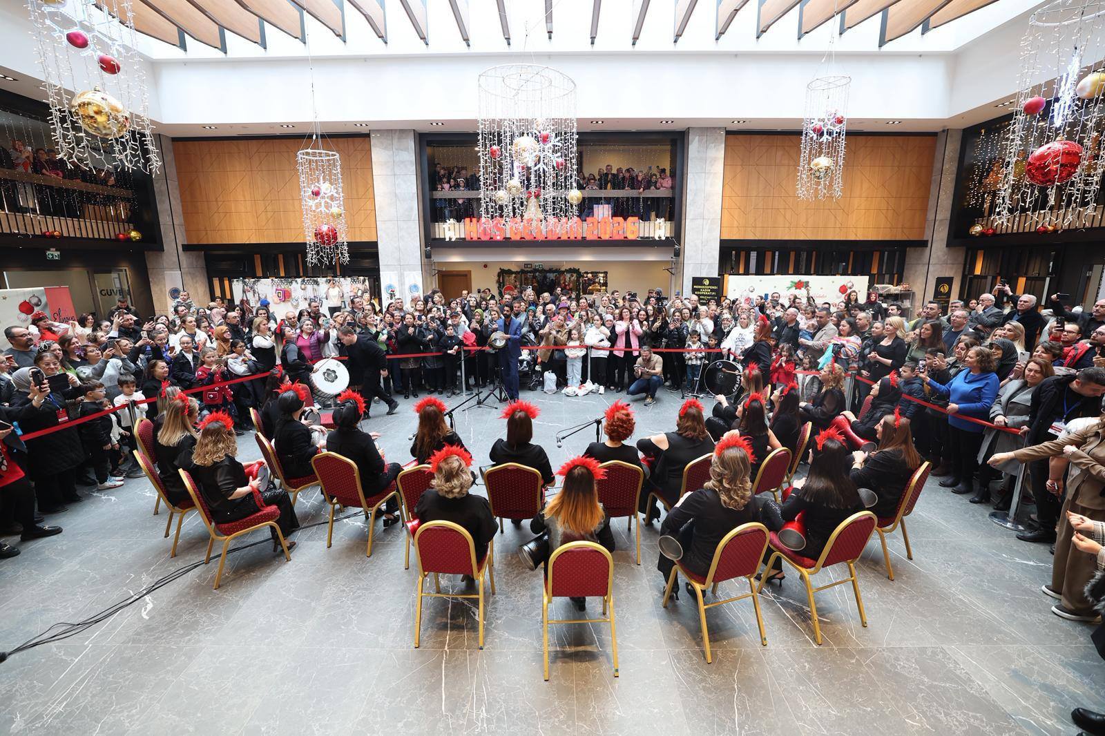 Gi̇ri̇şi̇mci̇ Kadinlar Ve El Emeği̇ Festi̇vali̇ Dolu Dolu Geçti̇ (40)