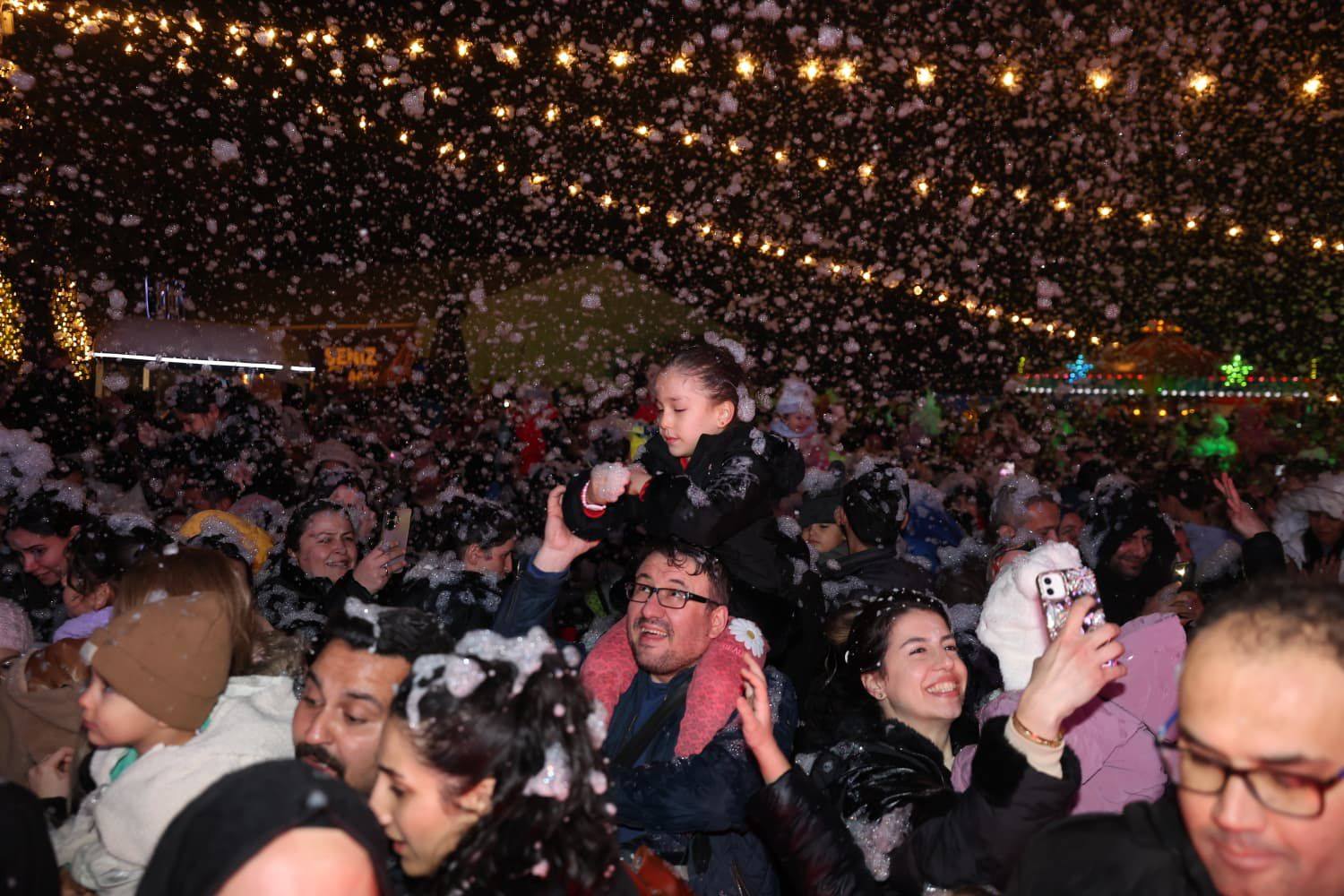 Kiş Festi̇vali̇’nde Eğlence Hiz Kesmeden Devam Edi̇yor (12)