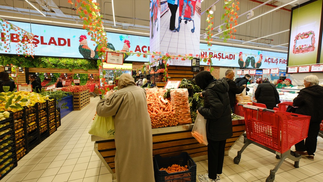 Anpa Gross, Uygun Fi̇yat Ve Çeşi̇tli̇li̇ği̇yle Deni̇zli̇’de İlgi̇ Görüyor (5)