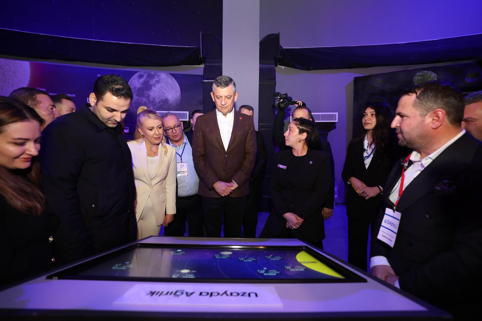 Chp Genel Başkani Özgür Özel “Helal Olsun Şeni̇z Başkanima” (22)