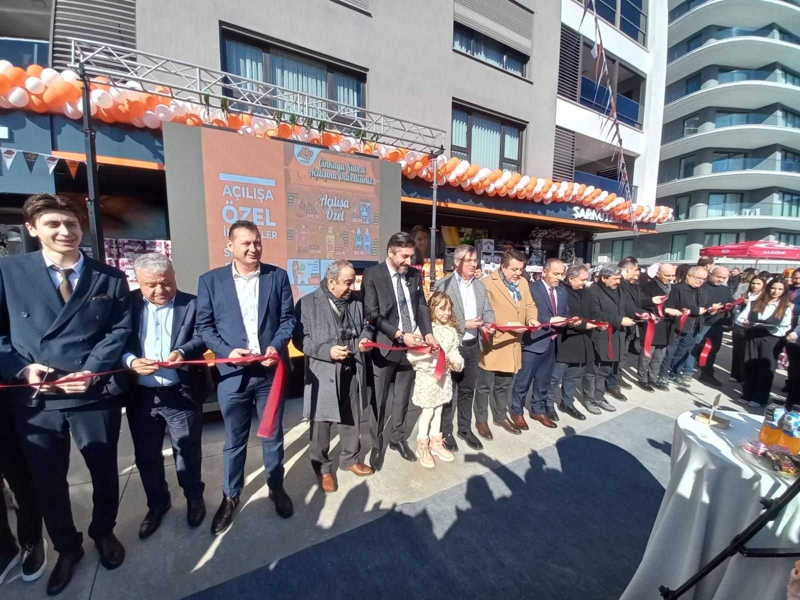 Ci̇nkaya’da Dev Açiliş! Alp Market’ten Yerel Ekonomi̇ Hamlesi̇! (3)