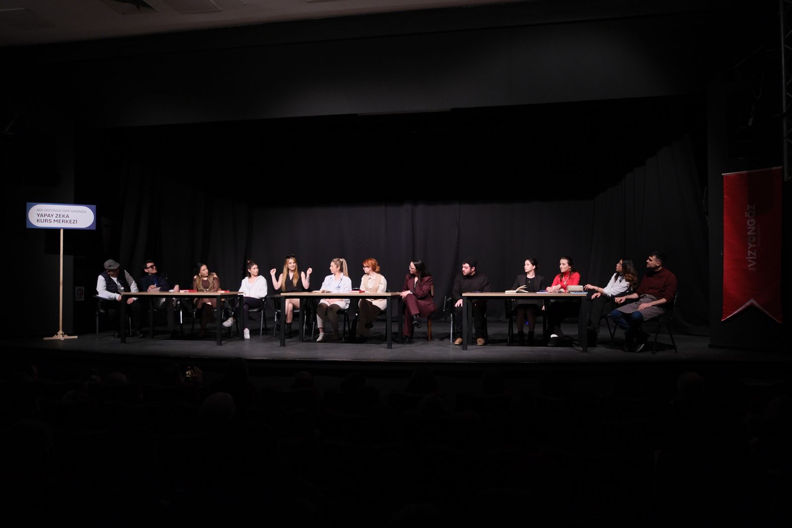 Deni̇zli̇’de Kalpler Bi̇rleşti̇, Engeller Sahnede Si̇li̇ndi̇ Adi Üstünde İsmi̇ Yaninda (1)