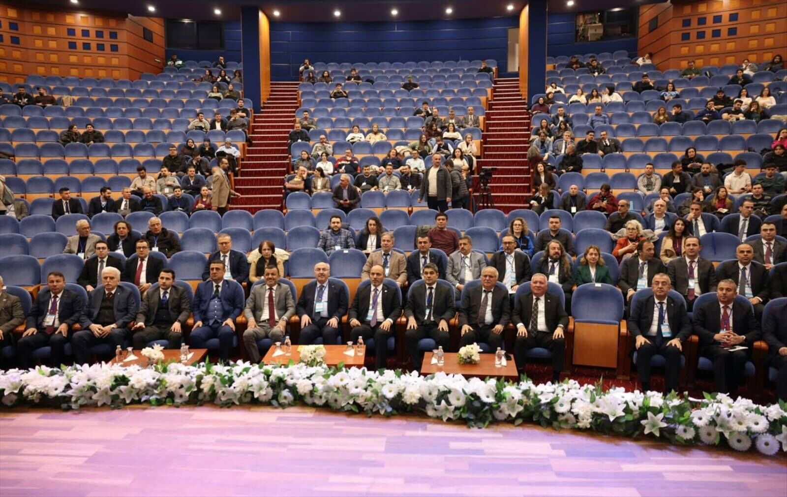 655831363 26283219571334183 6701302841497481666 N