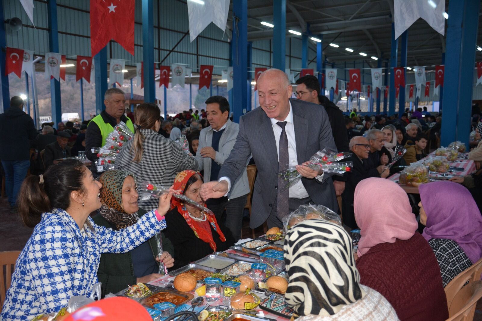 Babadağ’da Ramazan Sofrasinda Güçlü Buluşma (4)