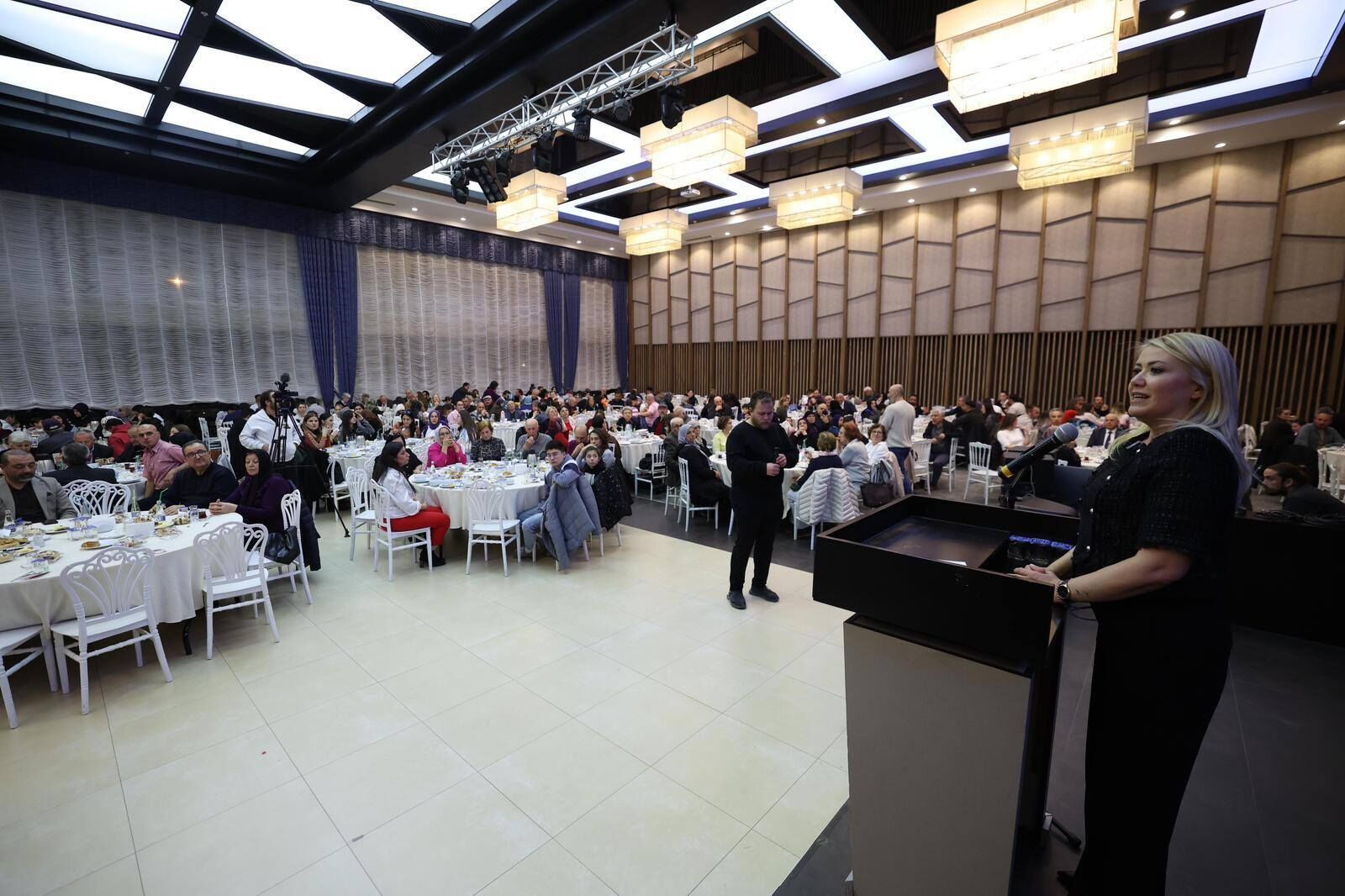 Başkan Doğan Gazi̇ Ve Şehi̇t Yakinlari İle İftarda Bi̇r Araya Geldi̇ (15)