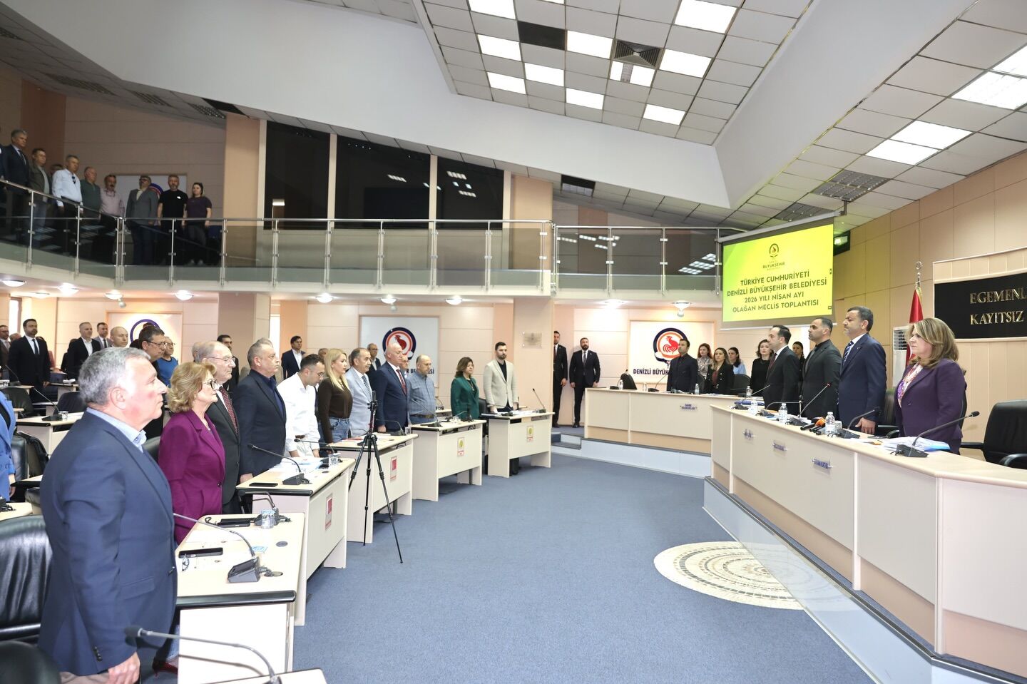 670236112 18417841345133079 7466373403651078801 N