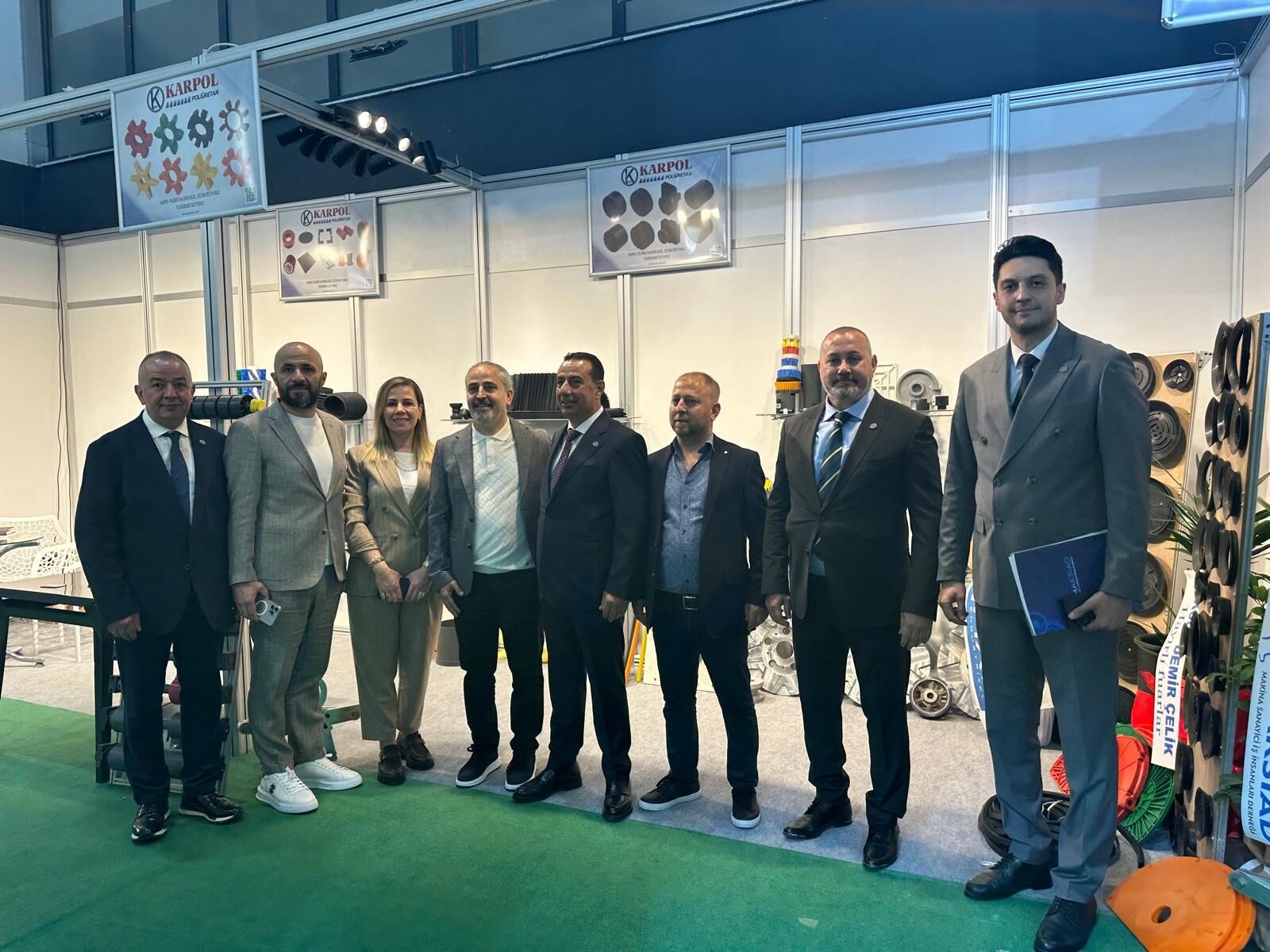 Maksi̇ad Yöneti̇mi̇ Mermer Fuarinda Üyeleri̇ni̇ Yalniz Birakmadi (4)