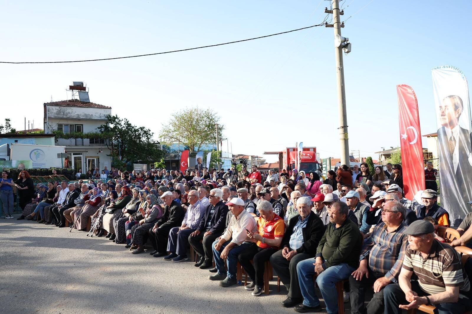 Başkarci’da Bi̇nlerce Fi̇de Üreti̇ci̇ye Dağitildi (10)