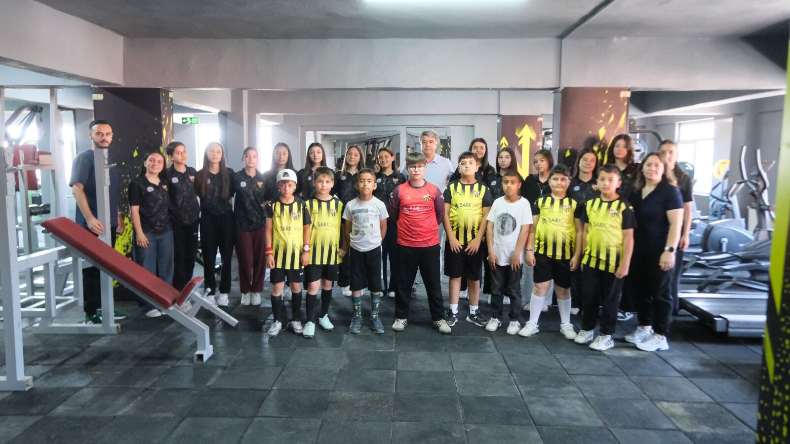 Çardak’ta Spora Yeni̇ Nefes! Beledi̇ye Fi̇tness Salonu Hi̇zmete Açildi (3)