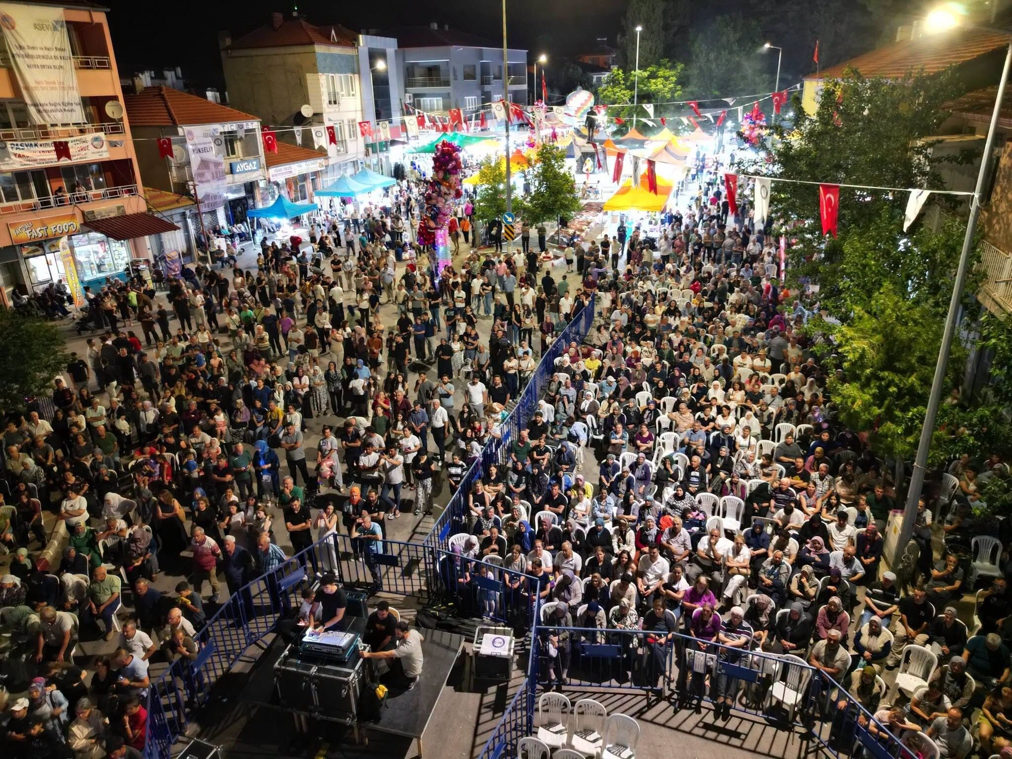 30. Geleneksel Kizilcabölük Festi̇vali̇ Coşkuyla Tamamlandi (4)