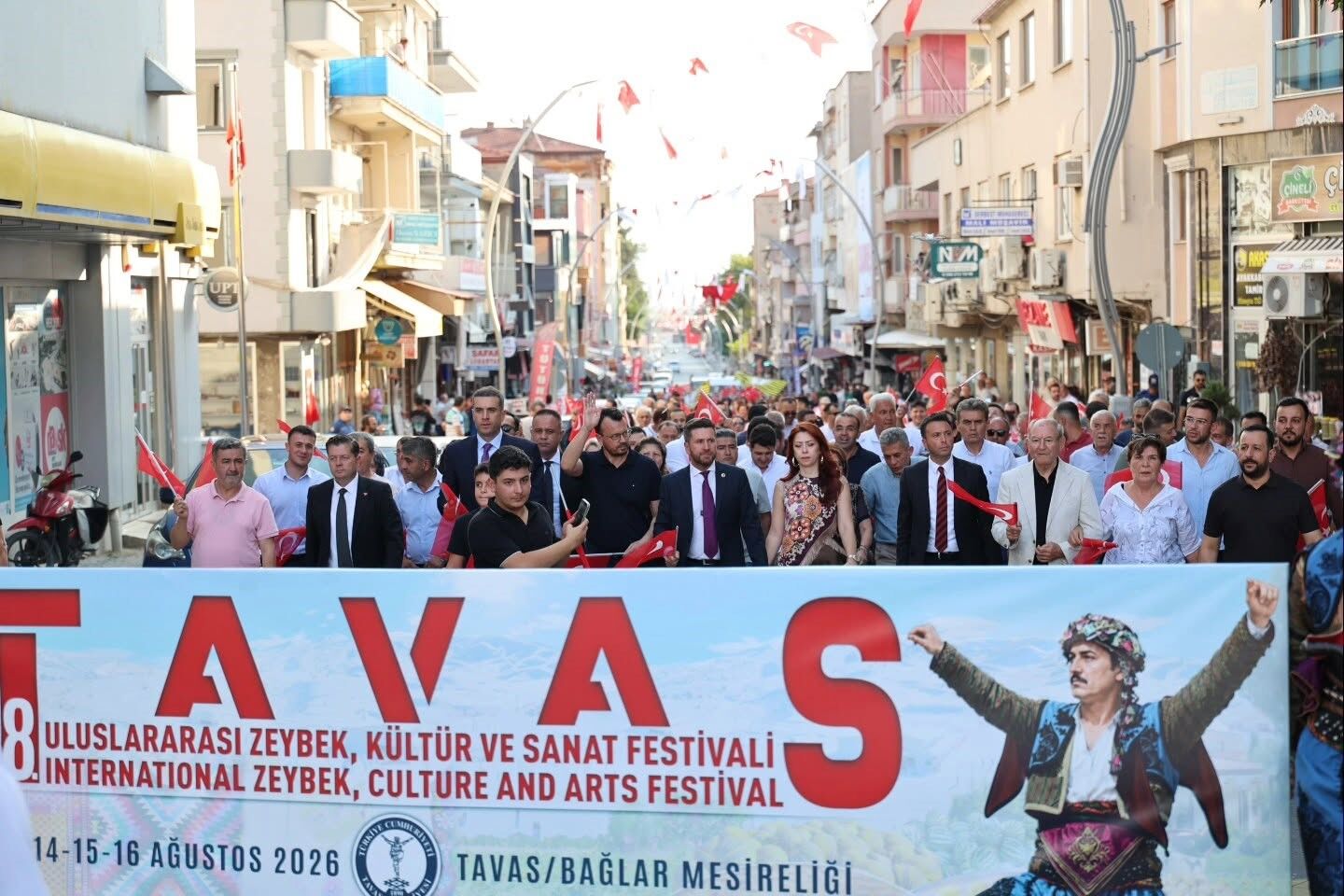 Deni̇zli̇ 8. Tavas Zeybek, Kültür Ve Sanat Festi̇vali̇ Kortej Yürüyüşüyle Başladi (1)