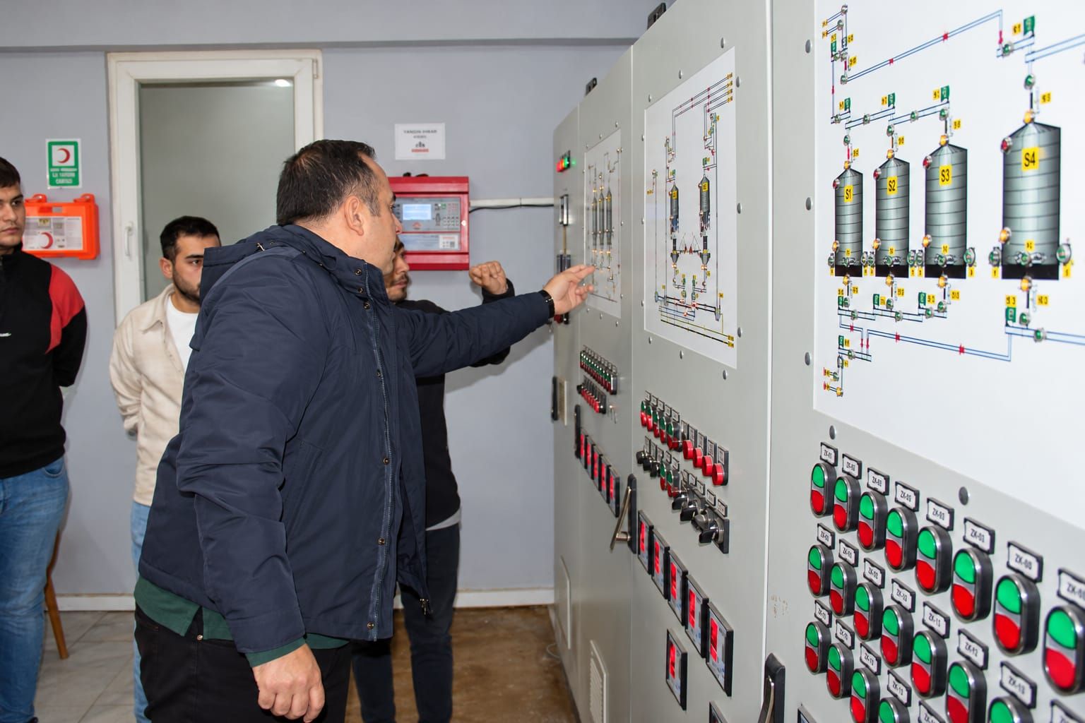 Altuntaş’tan Tavas Ve Çi̇vri̇l Li̇daş Tesi̇sleri̇ne Zi̇yaret (5)