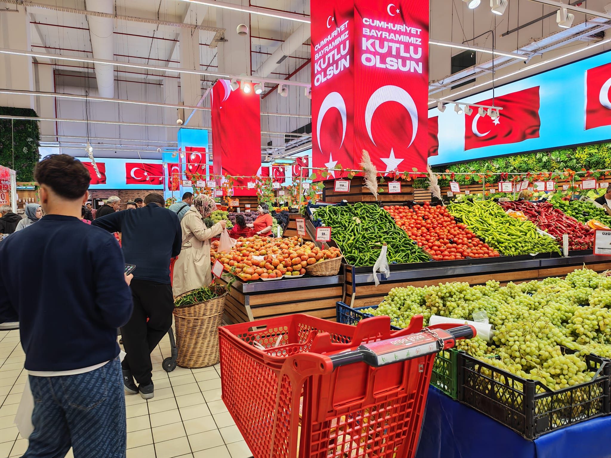 Anpa Gross’ta 29 Eki̇m Cumhuri̇yet Bayrami Coşkusu (7)