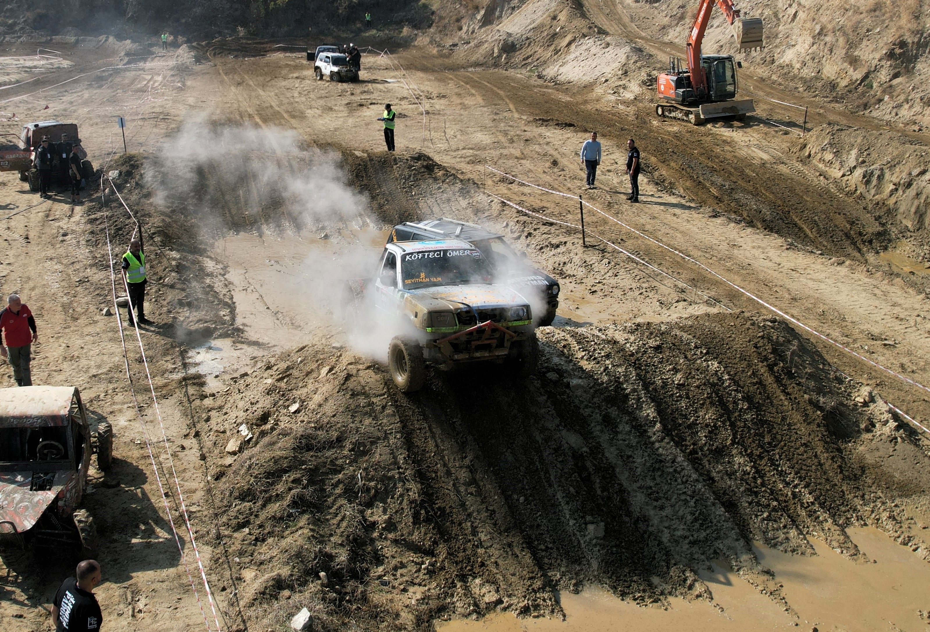Babadağ Babafest’te Off Road Şov! 60 Arazi̇ Araciyla Nefes Kesen Fi̇nal (2)