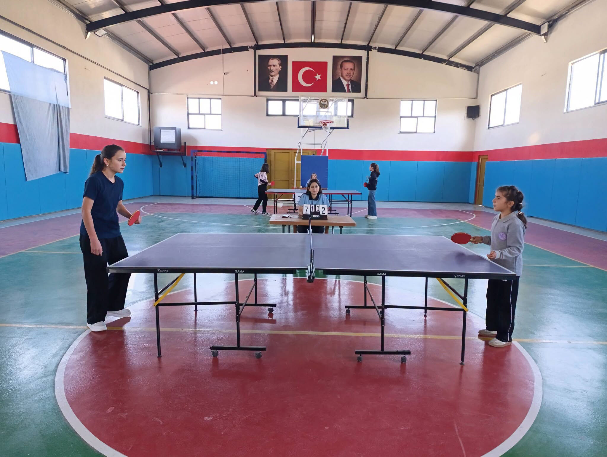 Baklan’da İlçeler Arasi Masa Teni̇si̇ Turnuvasi Düzenlendi̇ (1)