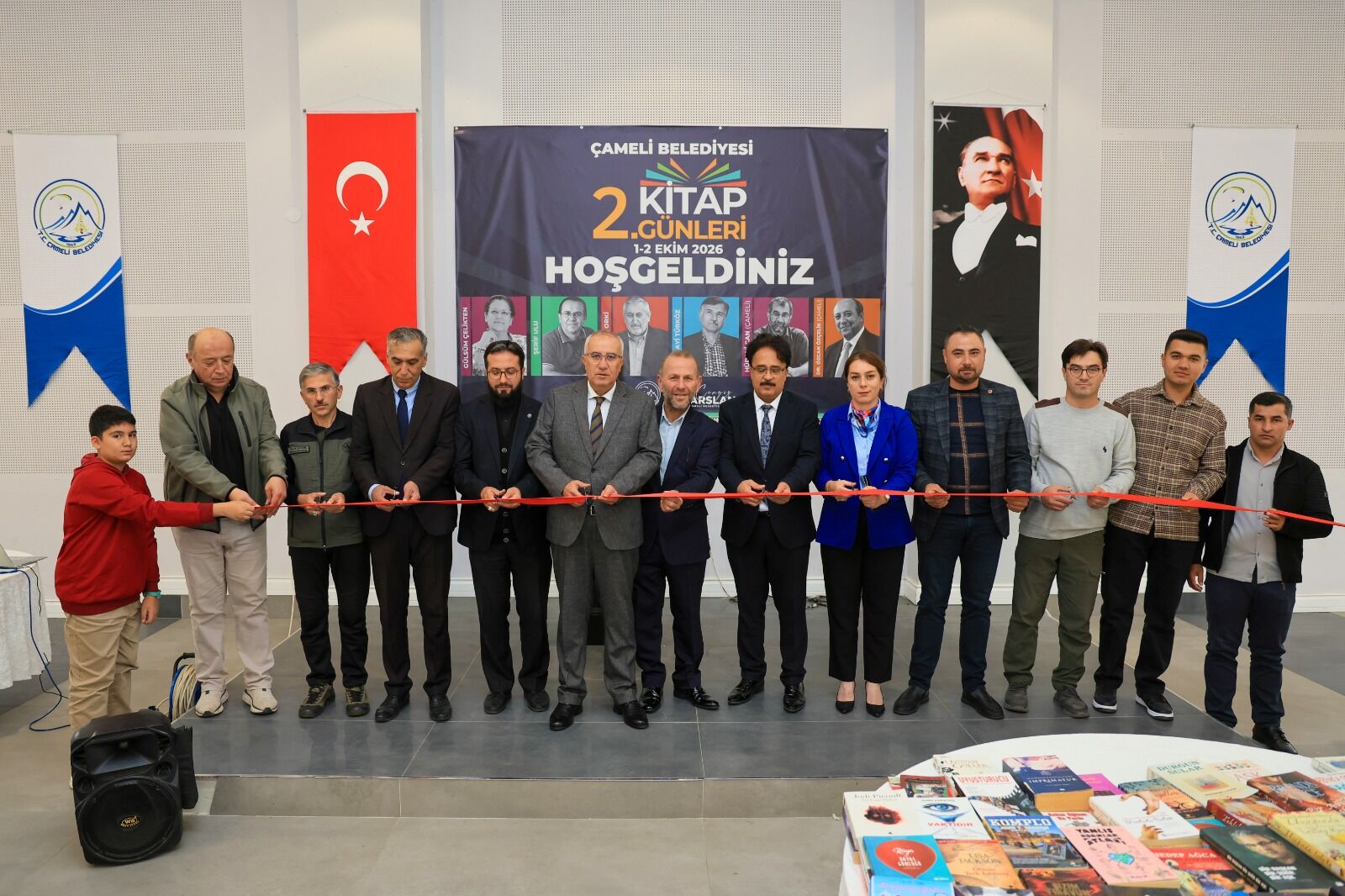 Çameli̇’de 2. Ki̇tap Günleri̇ Başladi! Öğrenci̇lerden Yoğun İlgi̇ (5)