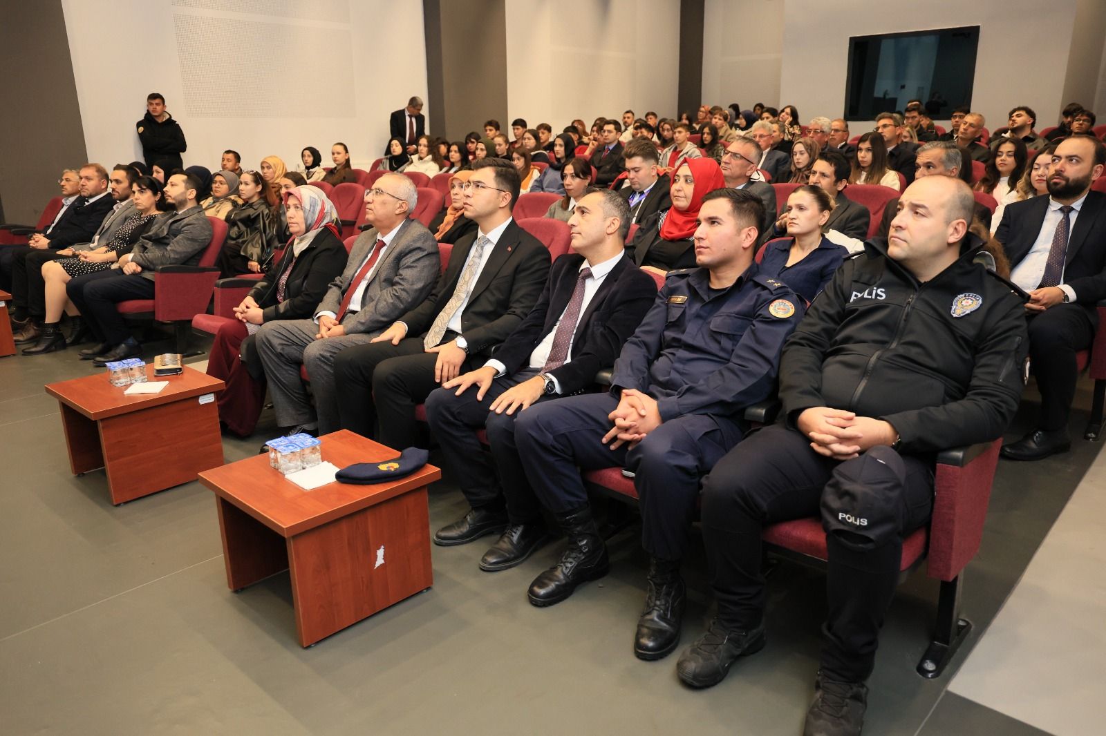 Çameli̇’de “Ai̇leyi̇ Güçlendi̇rme” Konferansi Düzenlendi̇ (4)