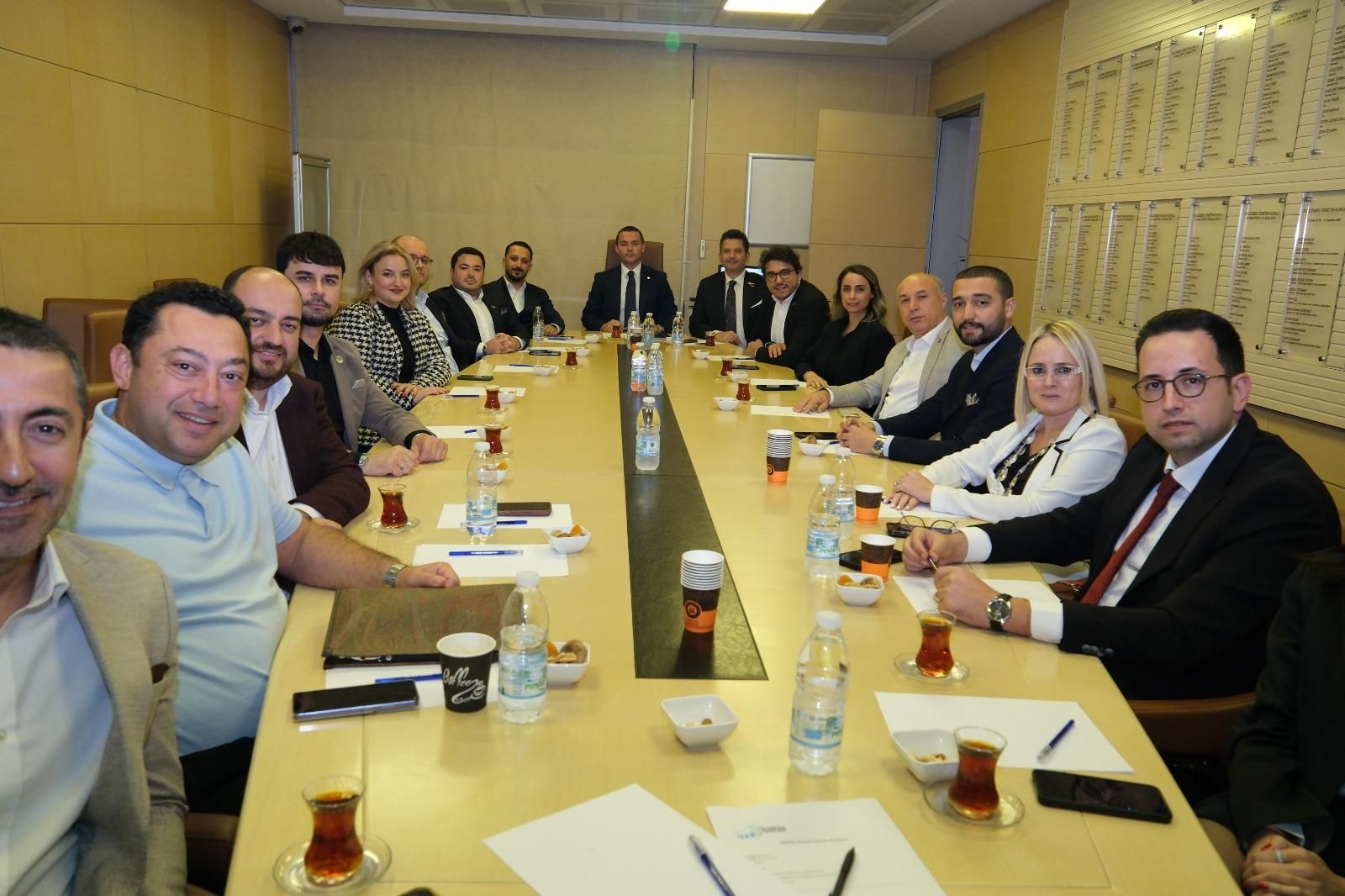 Degi̇ad’dan İzmi̇r’e İş Bi̇rli̇ği̇ Zi̇yareti̇ (2)