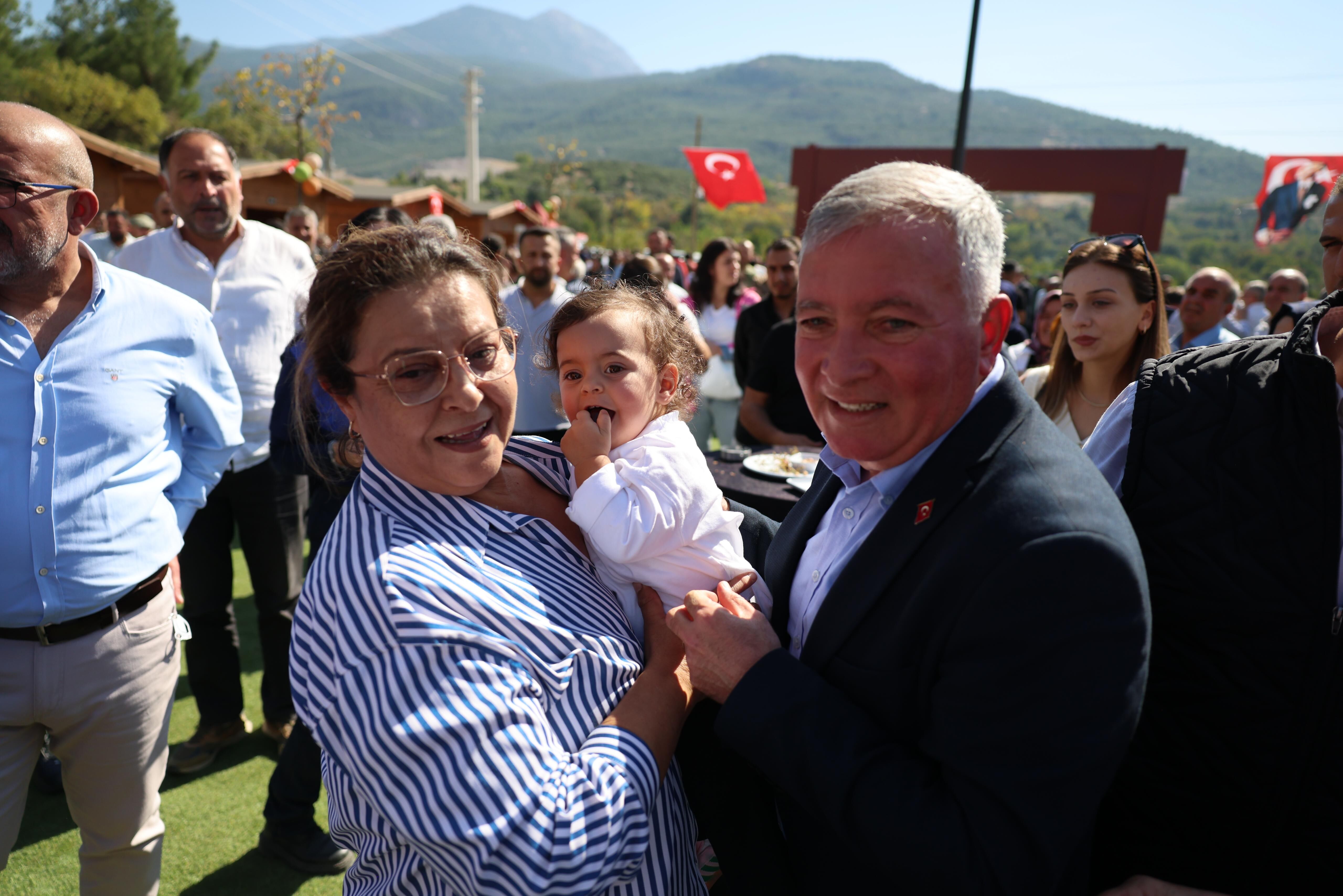 Honaz’da Kadin Emeği̇ne Yeni̇ Kapi! Kar Ova Sosyal Tesi̇sleri̇ Açildi (1)
