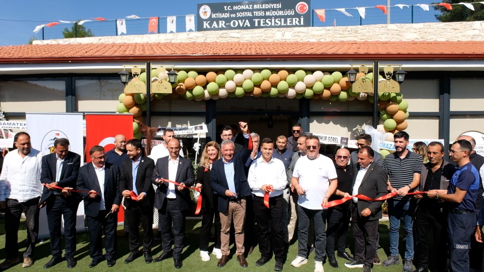 Honaz’da Kadin Emeği̇ne Yeni̇ Kapi! Kar Ova Sosyal Tesi̇sleri̇ Açildi (7)